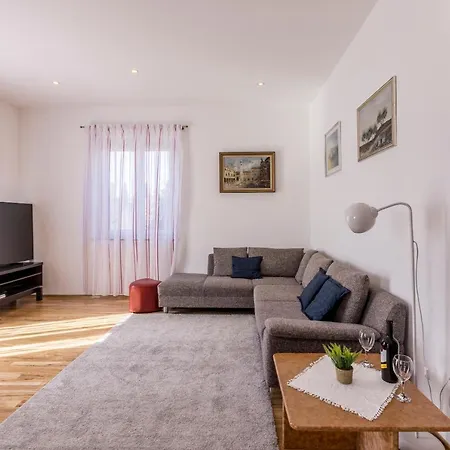 Ferula, 3 Bedroom Apartment Near Beach Bacvice Split Exterior photo
